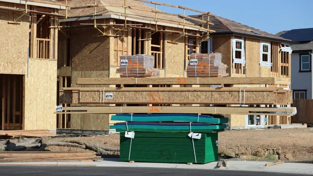 wood frames and planks for construction