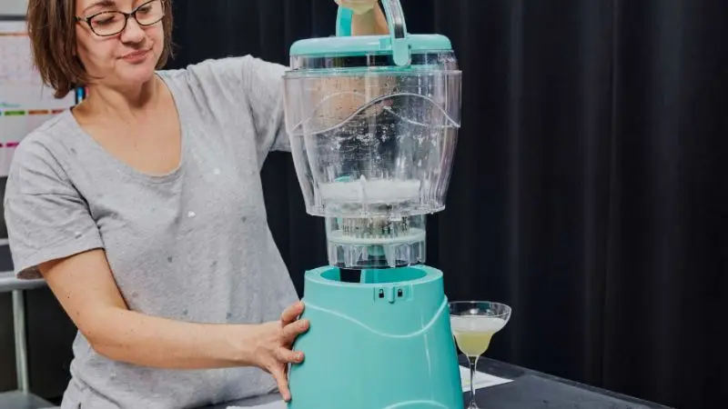 features to note for margarita machine