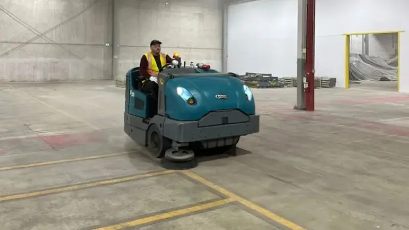 areas to focus on during parking garage sweeping