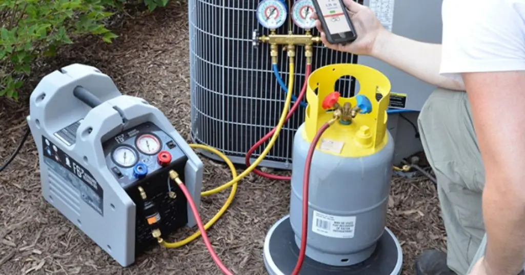 AC recovery tank