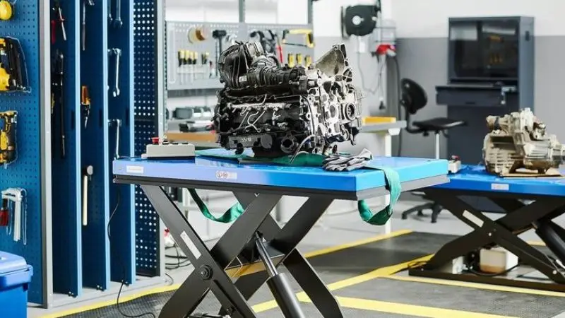 Vergleich von hydraulischen Hubtischen für Unternehmen