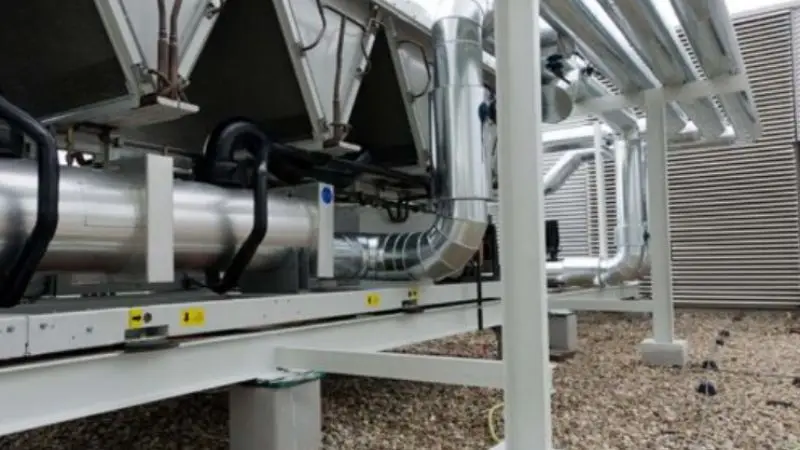 key components of air-cooled chiller system