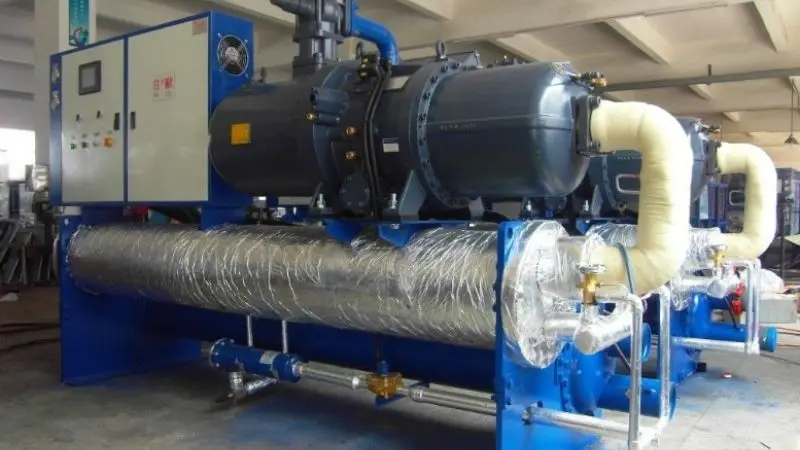 air-cooled vs. water-cooled chiller system