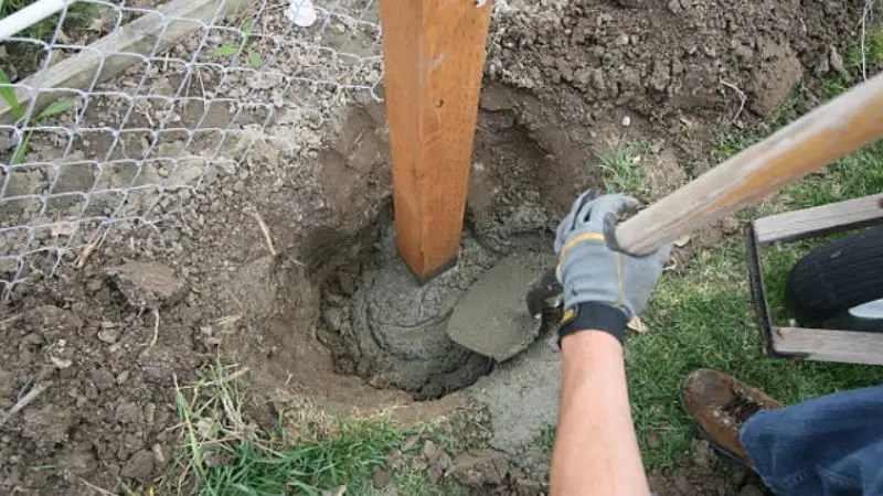 how to prepare fence line and dig the post holes