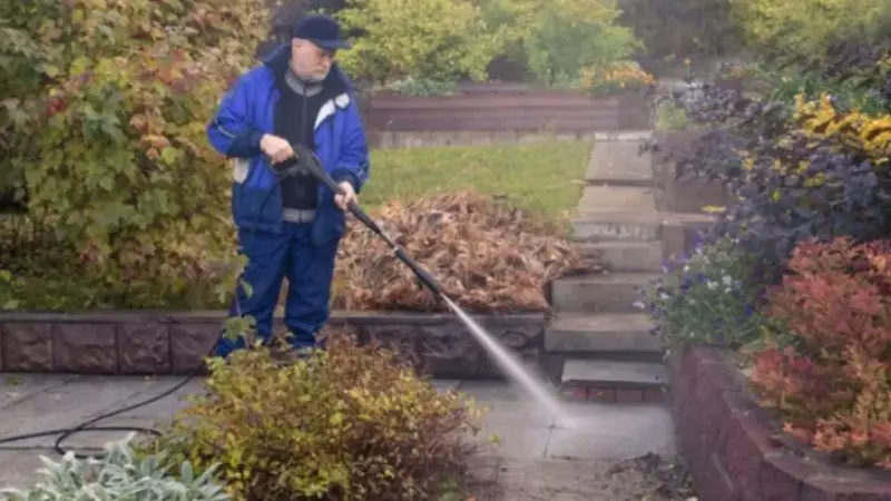 common mistakes to avoid when choosing a pressure washer 