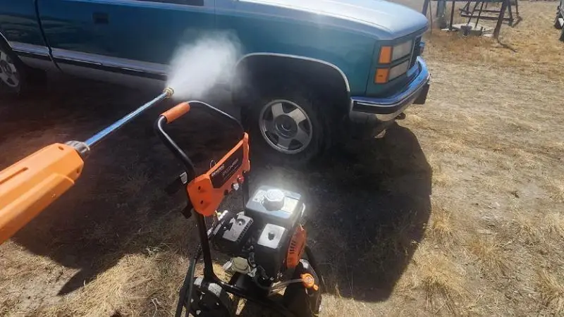 gas pressure washer with reliable engine