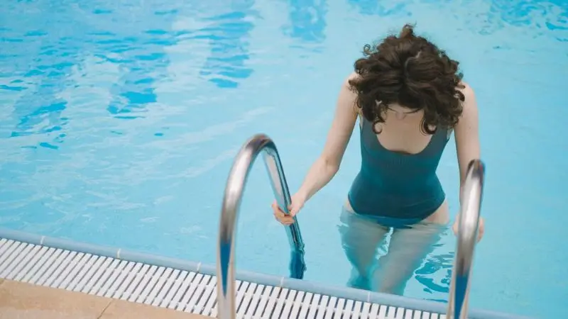 step-by-step guide for how to clear cloudy pool water fast