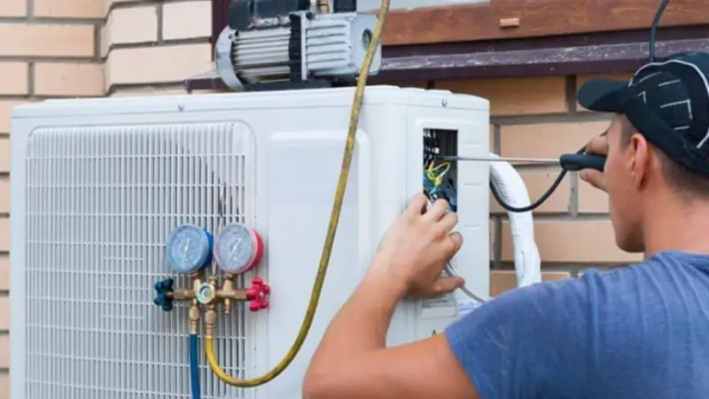 Why you should vacuum the AC system before adding refrigerant