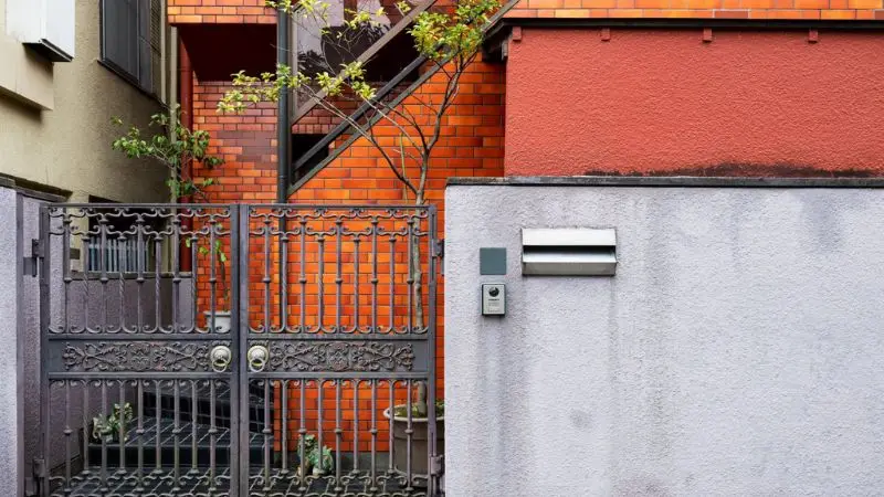 cost-effective ways to upgrade your driveway gate