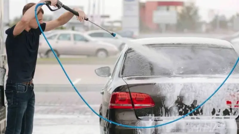 How to prepare your car before pressure washing