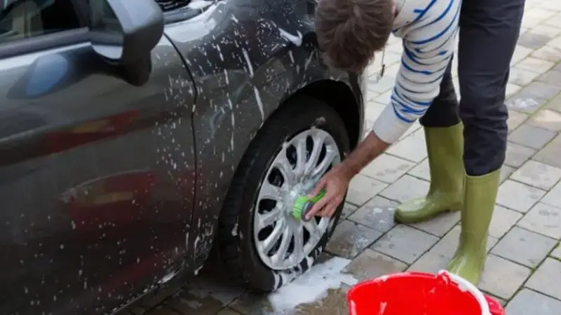 How to pressure wash a car step by step