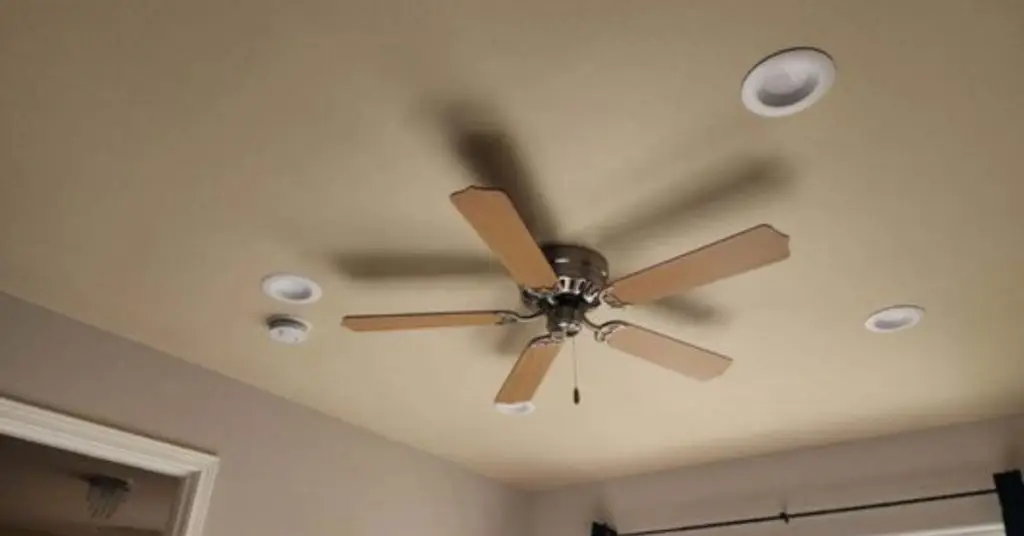 how to mount a ceiling fan box