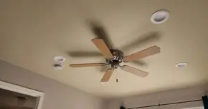 how to mount a ceiling fan box