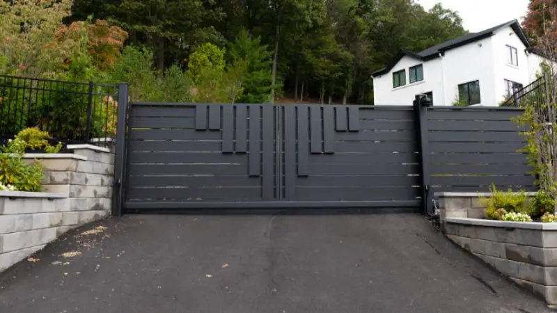 attractive designs for driveway entrance