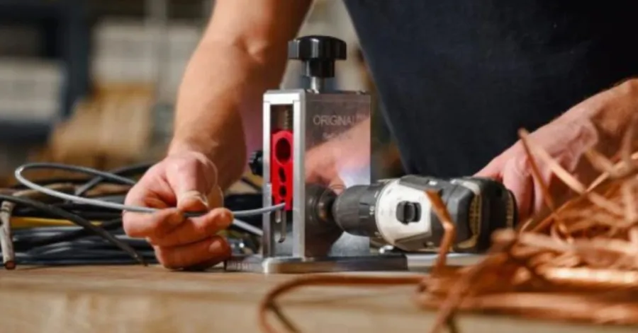 how to strip copper wire quickly
