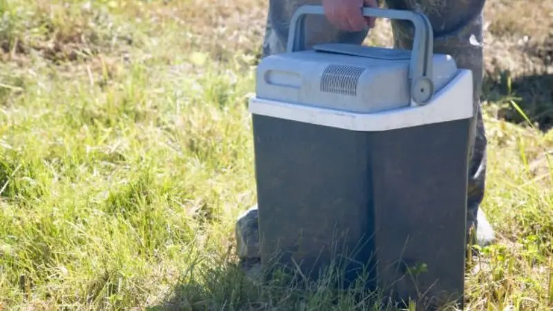 Tools and Materials Needed to Install a Car Refrigerator