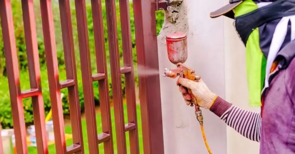 fence painting sprayer
