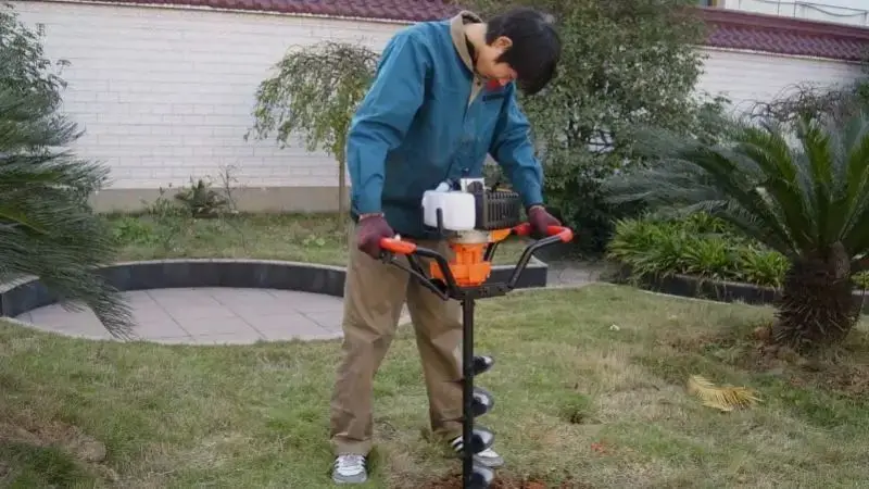 Gas-Powered Auger