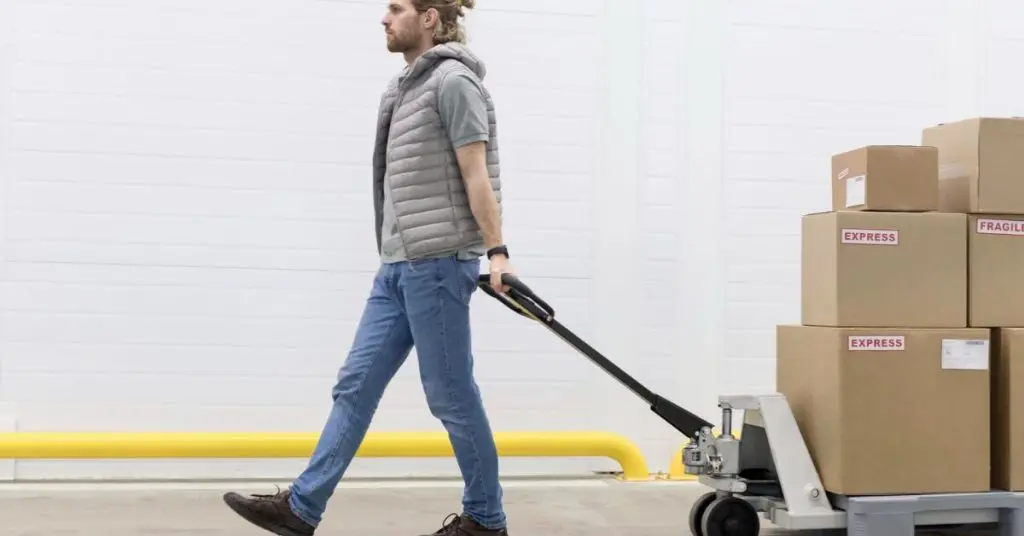 types of lifting equipment