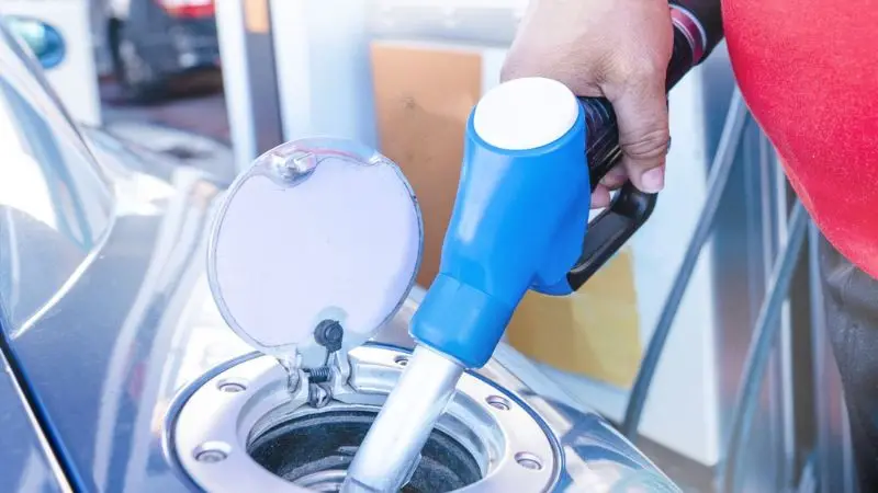 how does a fuel handling system work