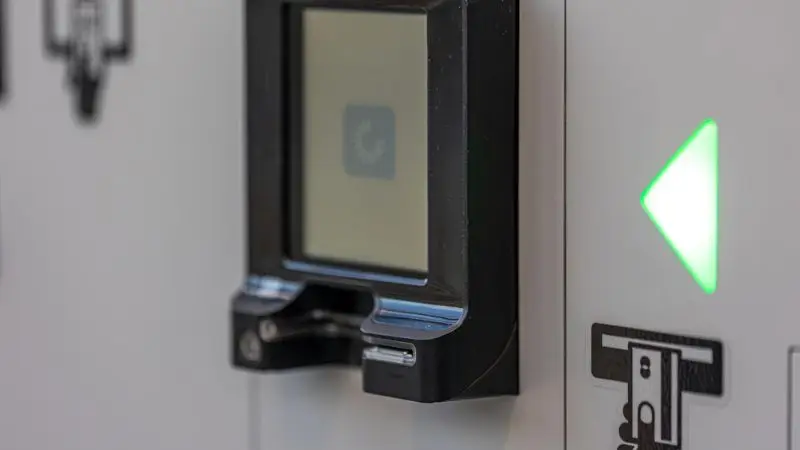 important features to look for in a biometric handgun safe