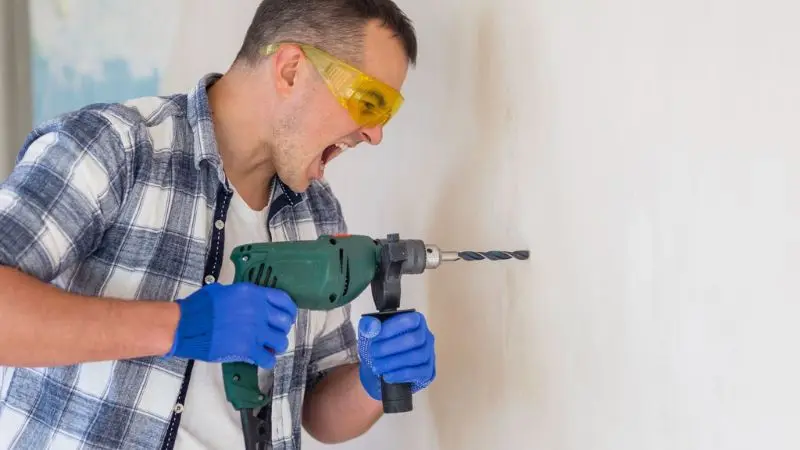 What Is a Concrete Drilling Machine?