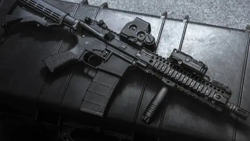 how much does a gun safe weigh from small to larg