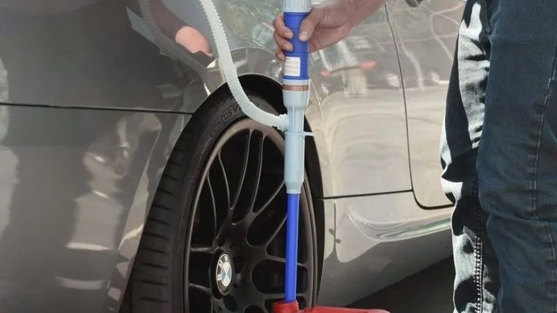 fuel transfer tank with pump