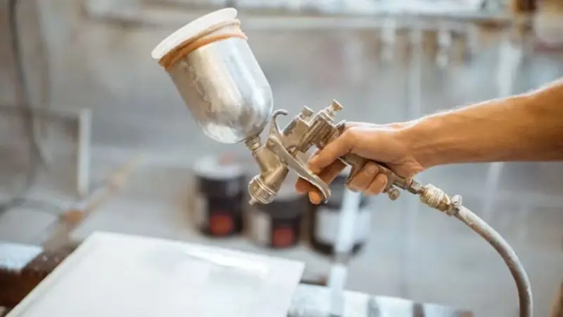how to use an airless paint sprayer​