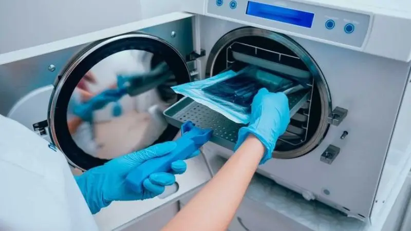 Manual vs. Automated Surgical Instrument Cleaning