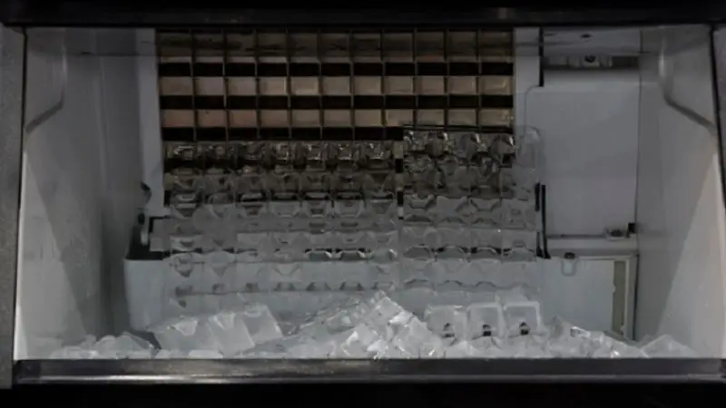 how do ice machine parts work together