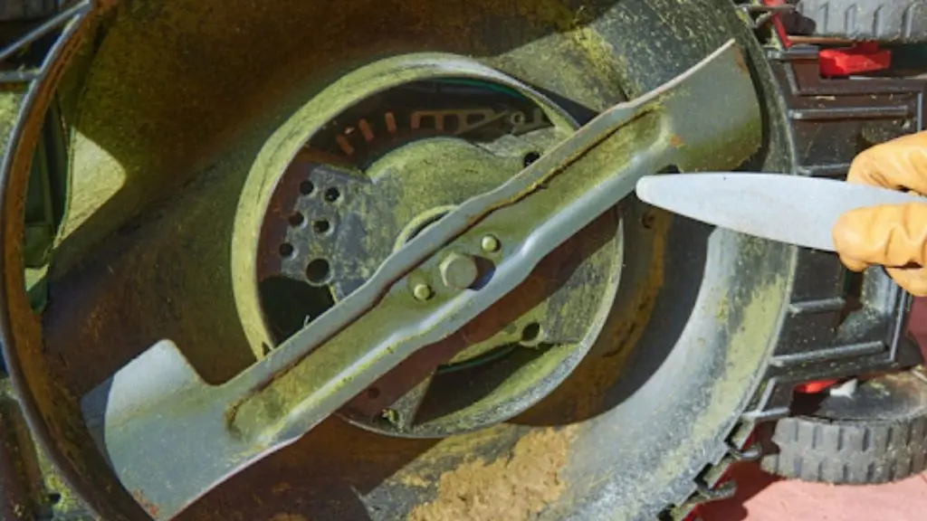 Sharpening a mower blade edge by hand