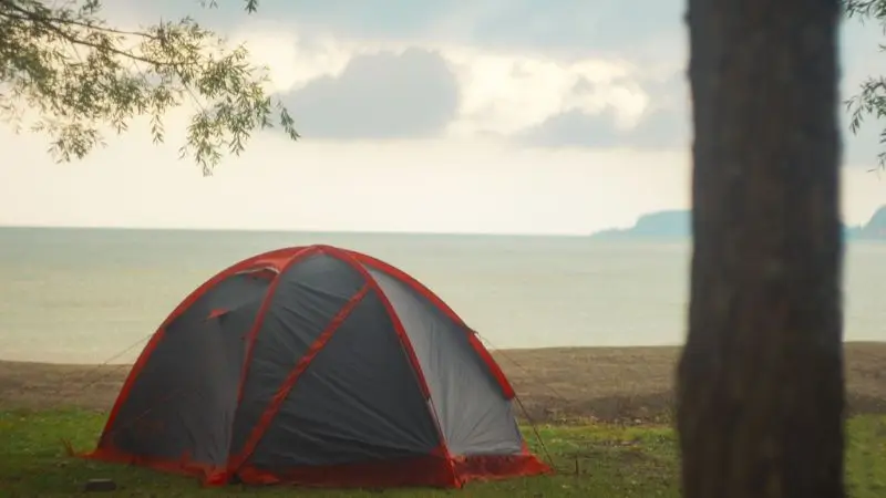 how to set up yurt for camping