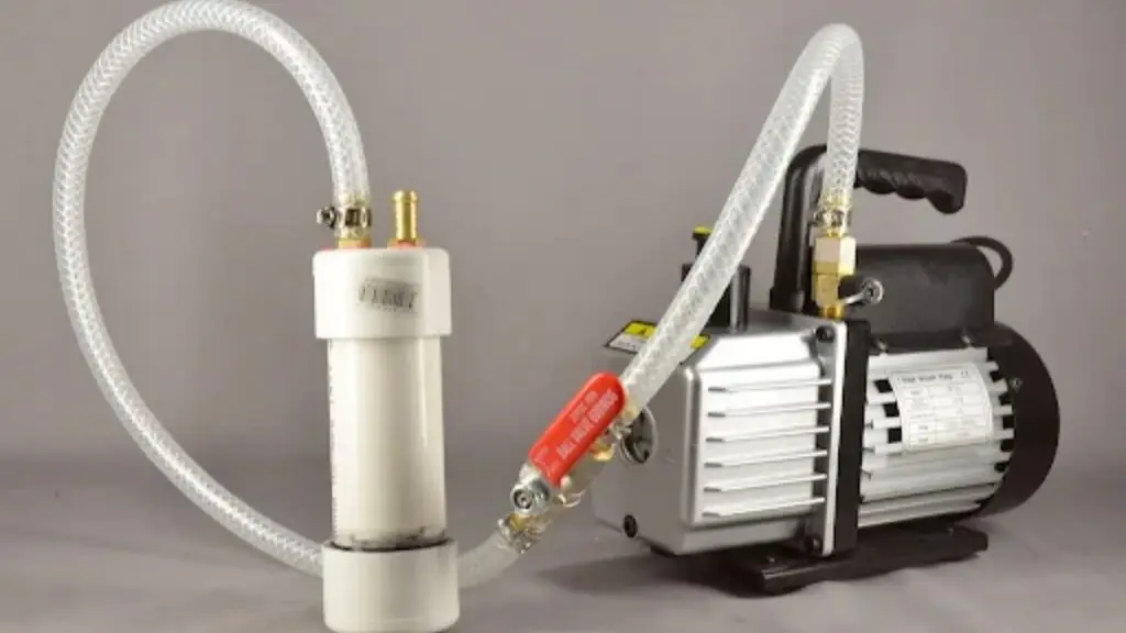What does a vacuum pump do: pump and hoses