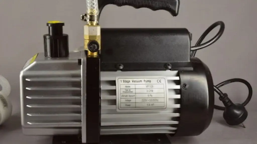 Single stage vacuum pump with 3 CFM label